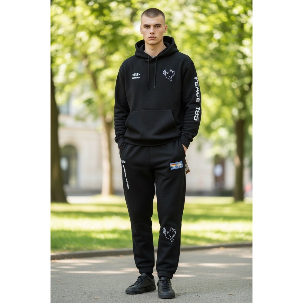 Umbro x Akomplice Mens Peace 195 Jogger Sweatpants Black Large NWT